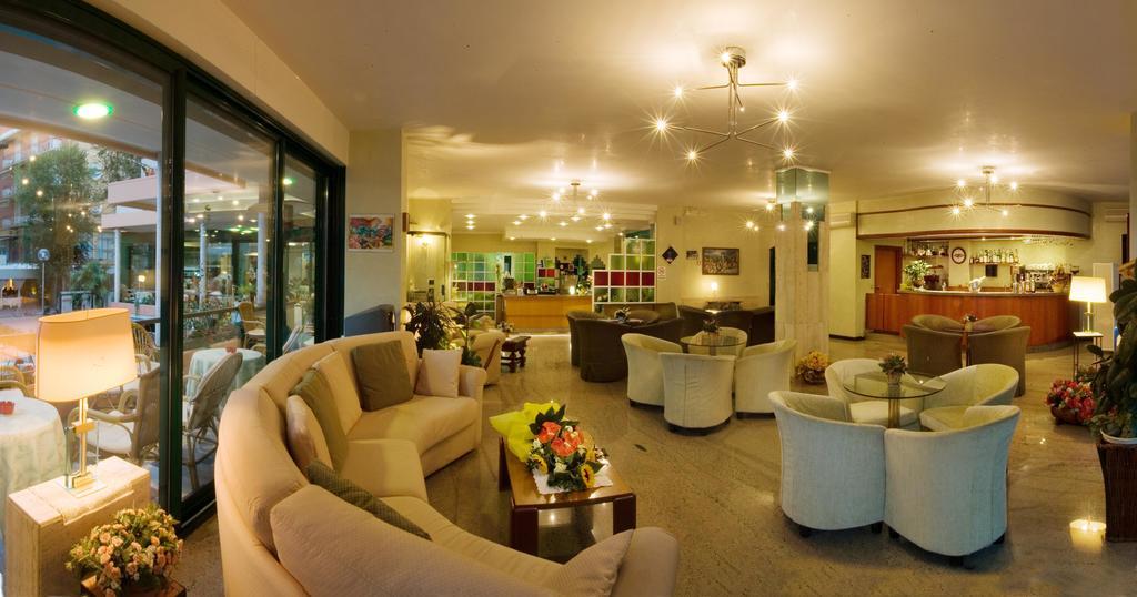 Hotel Nautilus Cattolica Exterior photo