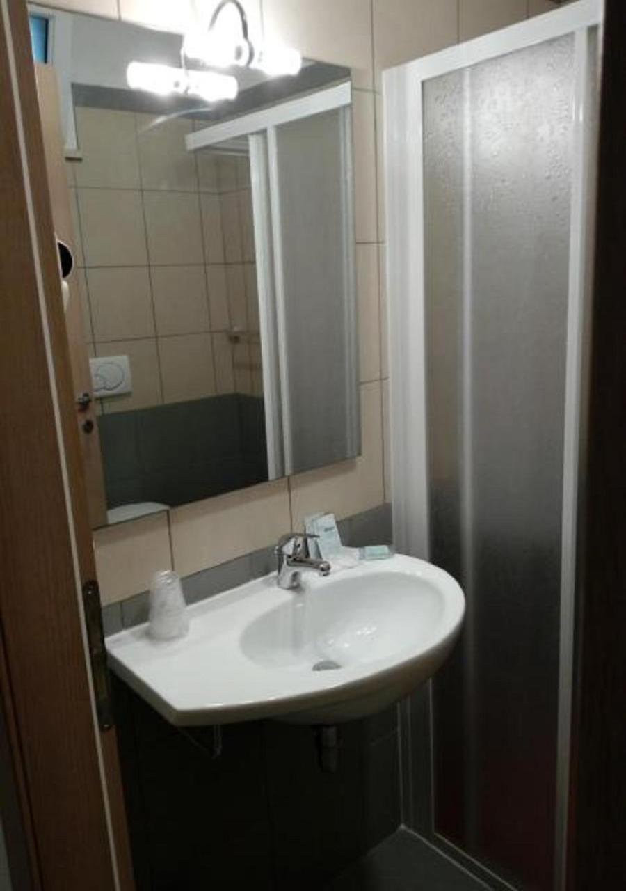 Hotel Nautilus Cattolica Room photo
